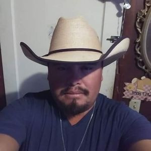 Meet your Posher, Laz